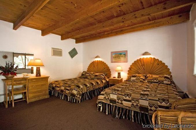 Sun God Lodge Таос Номер фото